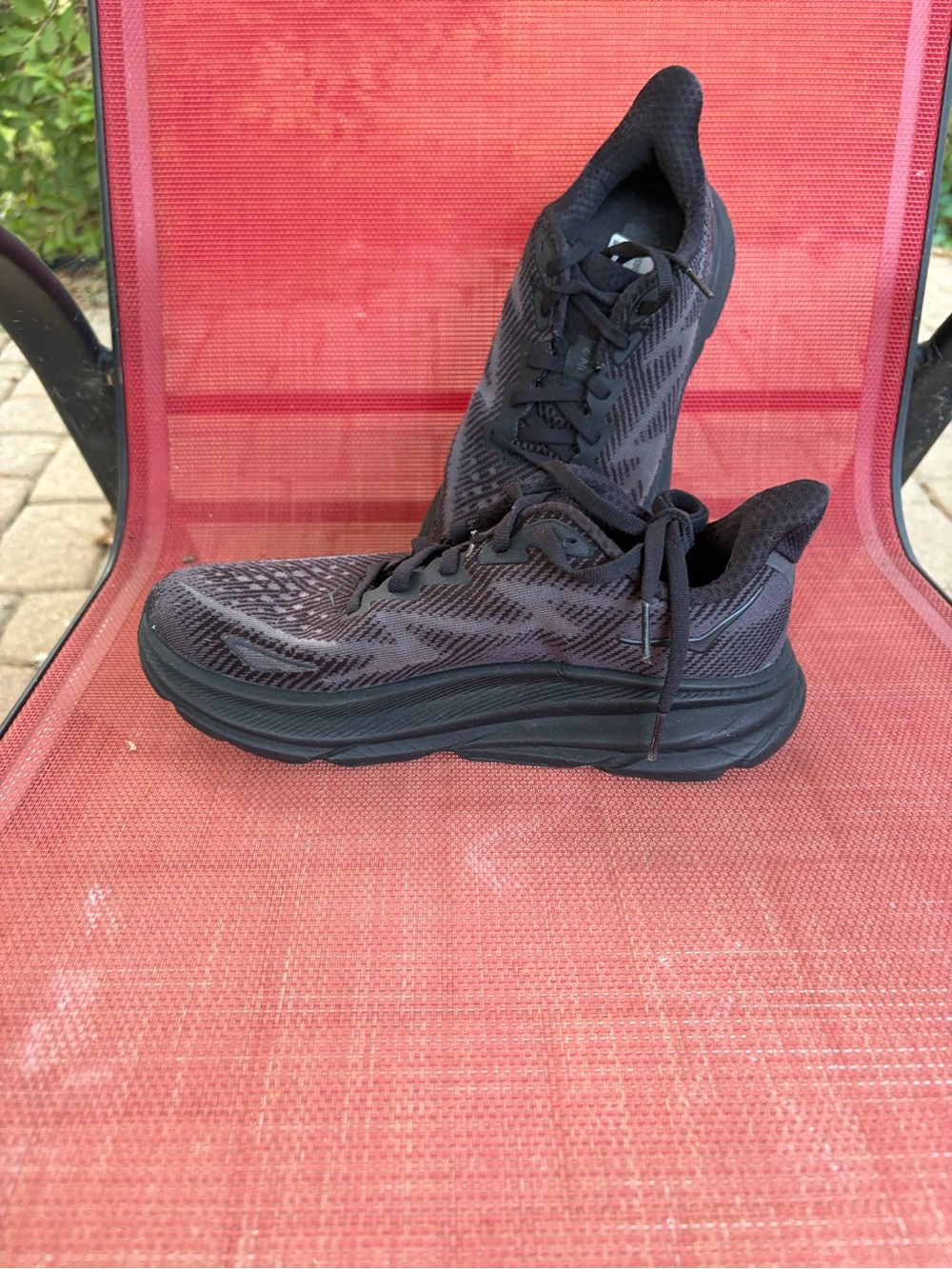 Hoka Clifton 9 women’s size 5.5 B Black Athletic Running Shoes - All-Black - Picture 2 of 11